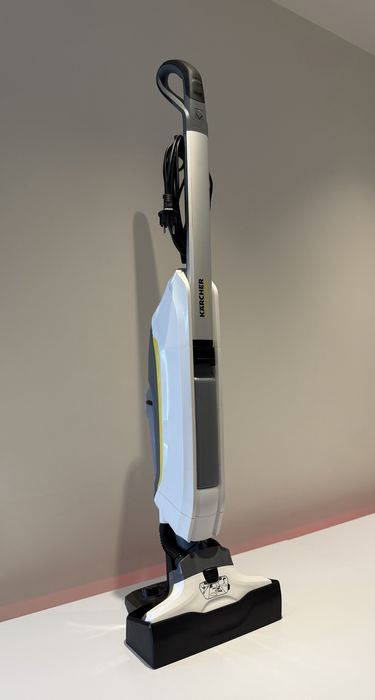 Подочистачка Kärcher FC 5 premium