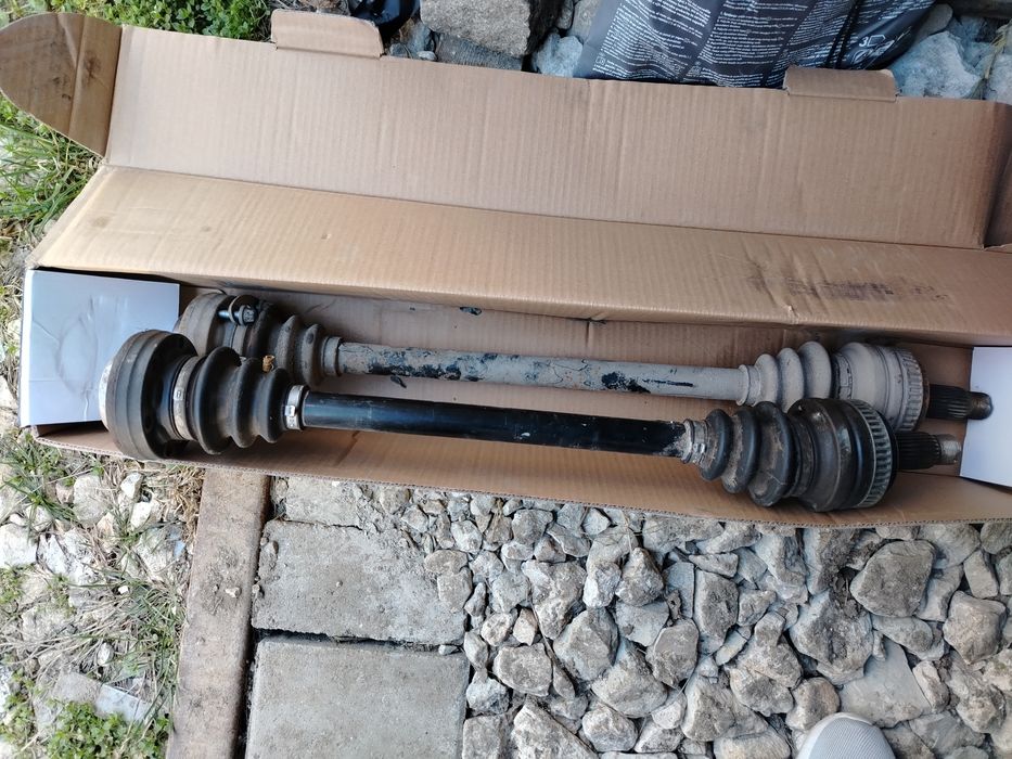 Полуоски бмв е87