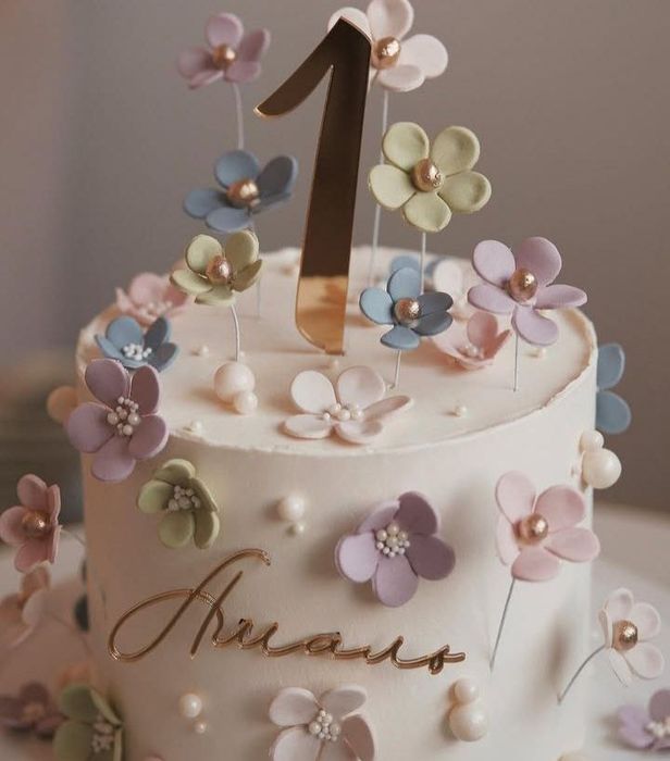 Эксклюзивные торты на заказ в Ташкенте