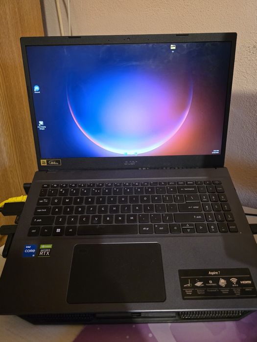 Laptop Acer cooler si volan pret negociabil