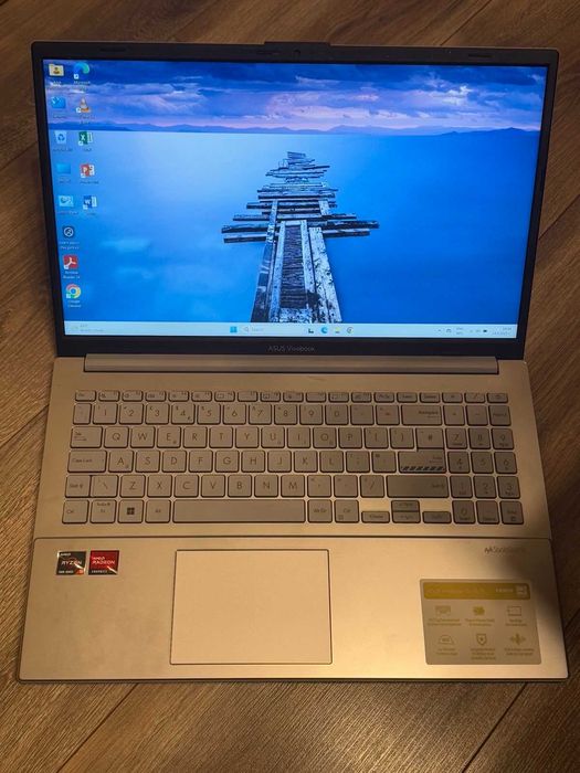 ASUS Vivobook Go 15 Ryzen 5-7520U/8RAM/512GB SSD/Radeon Graphics