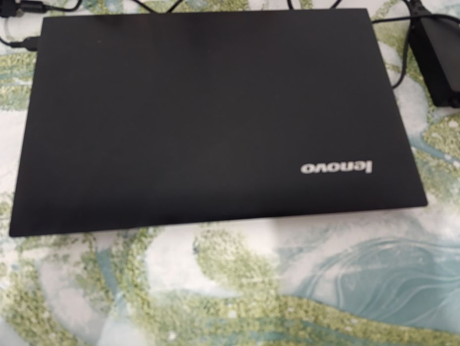 Продам ноутбук в отличном состоянии