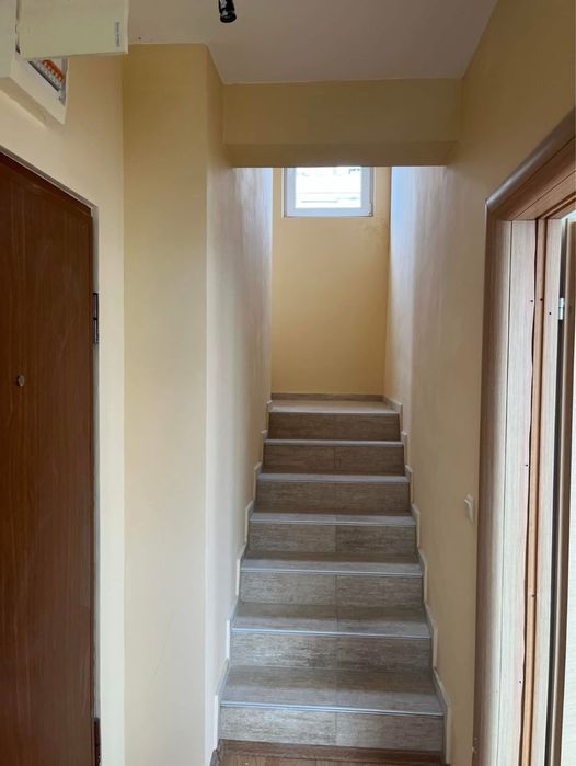 Продава се Тристаен апартамент в Варна, Базар Левски - 198 кв.м за 1213 €/кв.м - Снимка #2