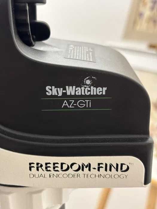 Tелескоп SkyWatcher 5" Maksutov компютъризиран WiFi с ЕКСТРИ топ модел последно поколение, сам намира и следи десетки хиляди обекти, работи и денем