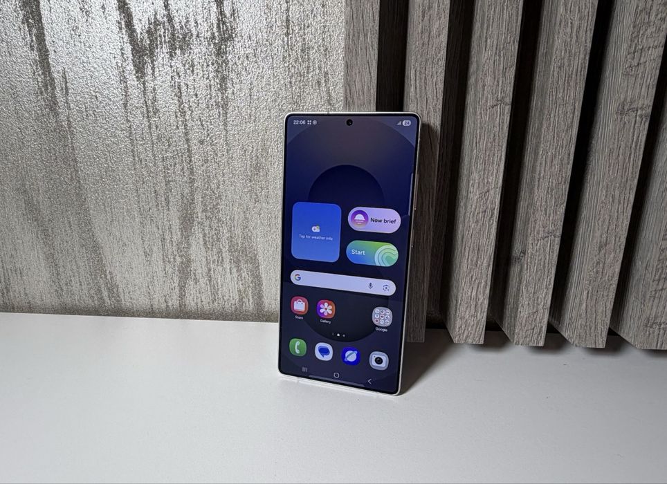 SAMSUNG S25 ULTRA de 512 GB cu 100% Bateria