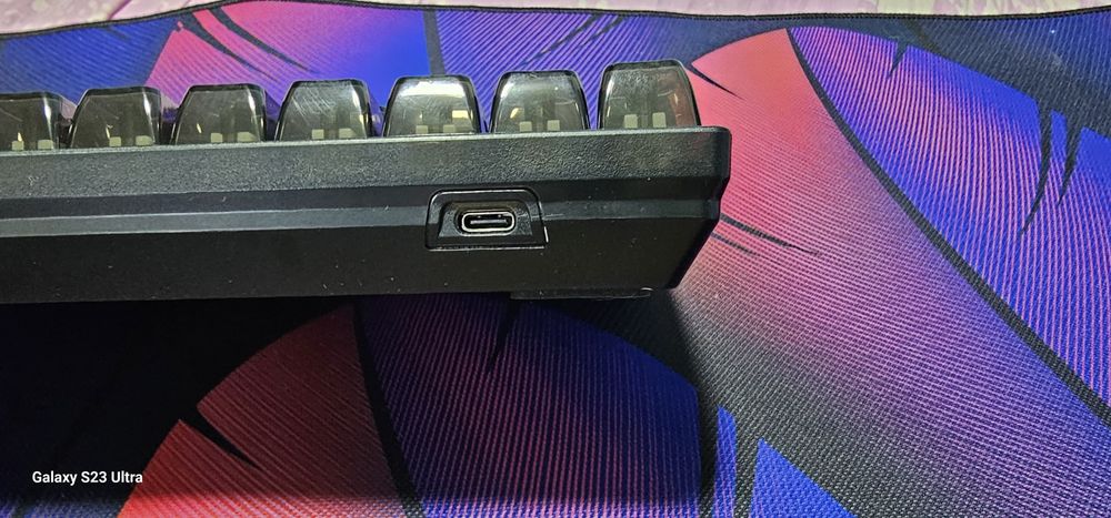 Продаётся игровая компьютерная клавиатура