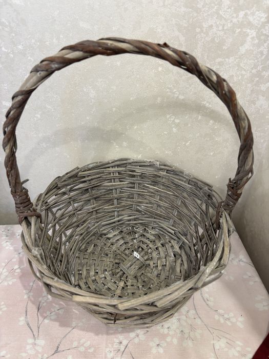 Продам корзинки плетеные