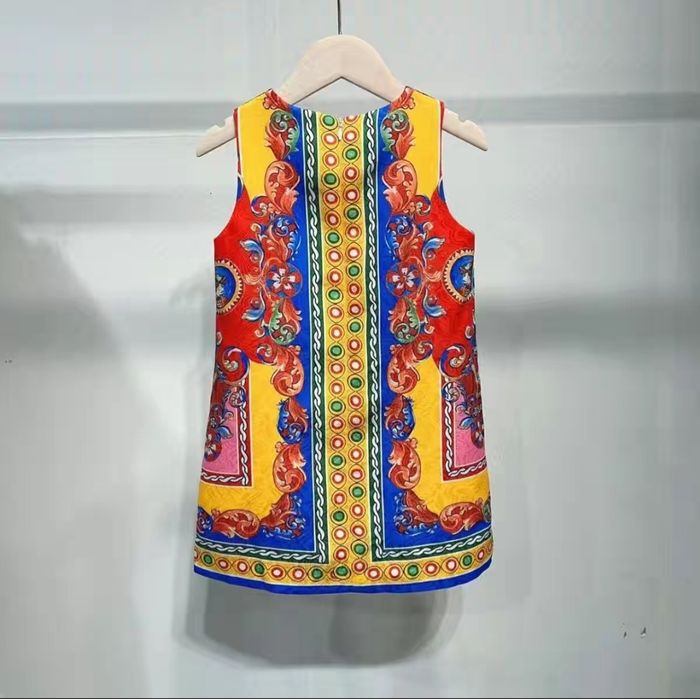 Нарядное платье для девочки 8лет, новое