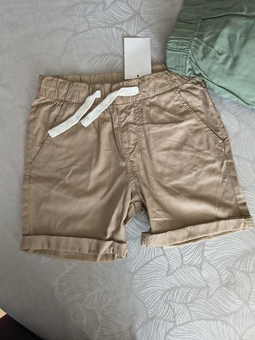 Чисто нови летни панталони за момче на HM