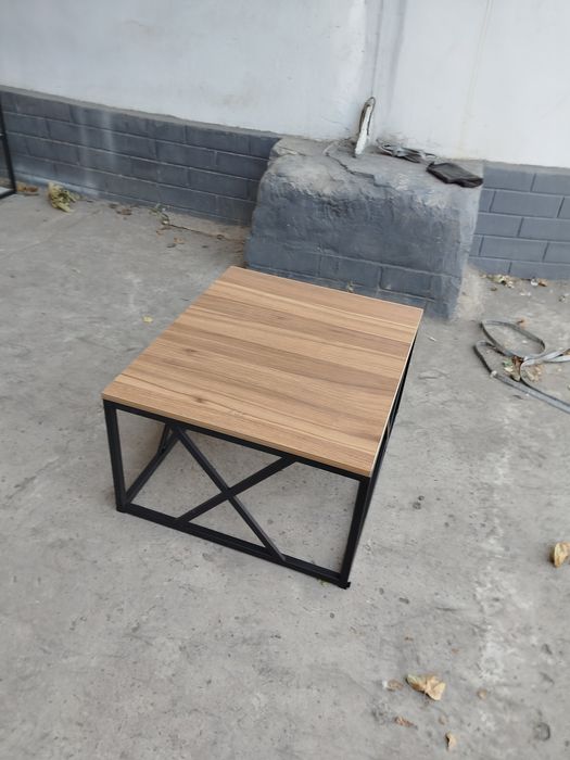 Jurnalniy stol loft mebel