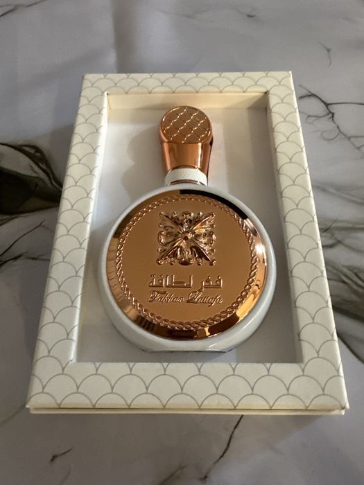 Lattafa Fakhar White