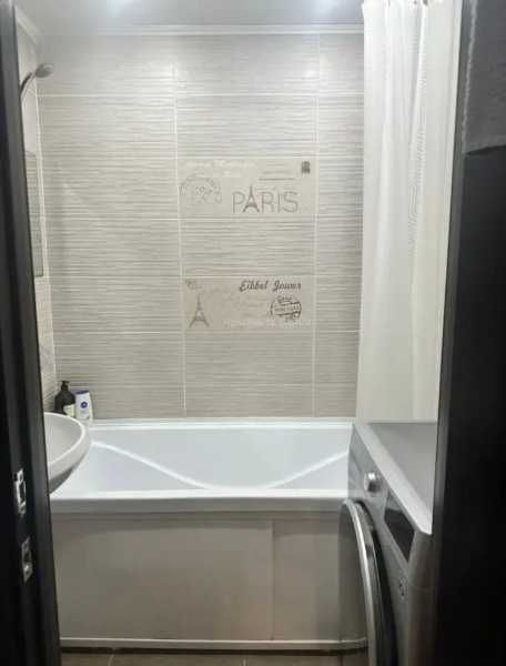 Продам 2-х комнатную квартиру в центре города