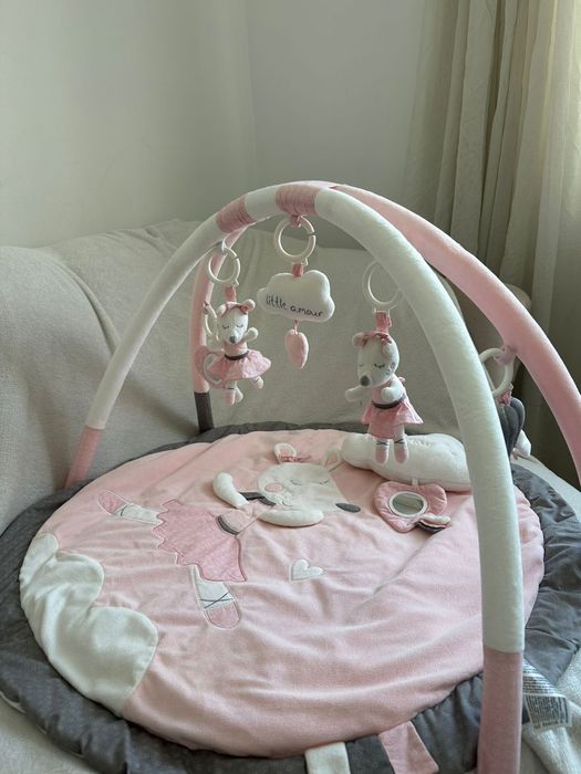 Детский развивающий коврик для малышей