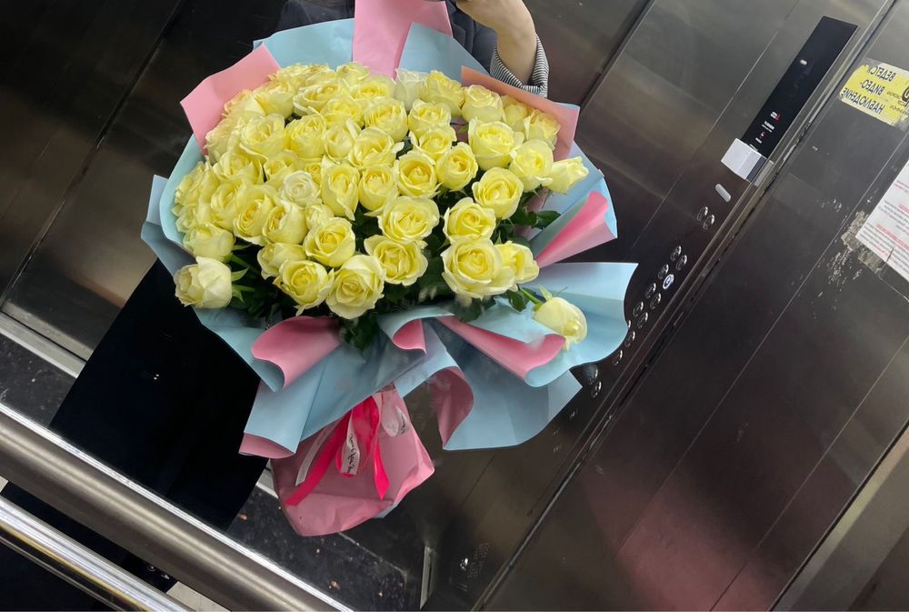 Метровый роза 51 шт