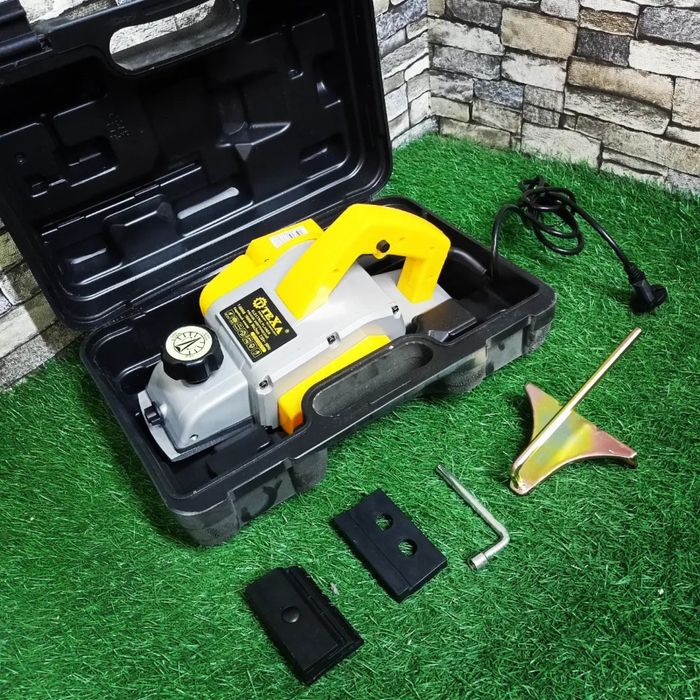 Рубанок электрический рубанык