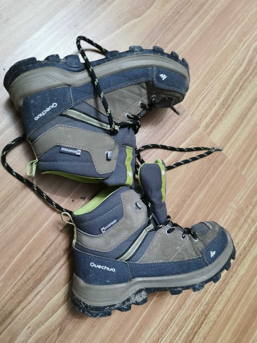 Bocanci Quechua, marimea 34