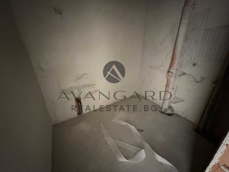 Продава се Тристаен апартамент в Пловдив, Тракия - 104 кв.м за 1279 €/кв.м - Снимка #9