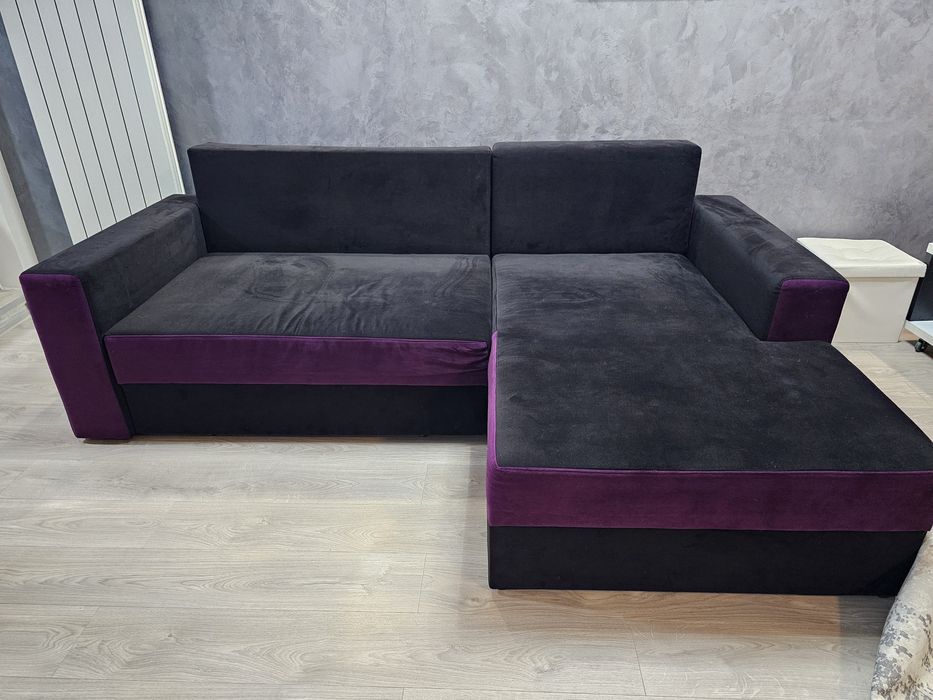 Canapea extensibila cu perne incluse