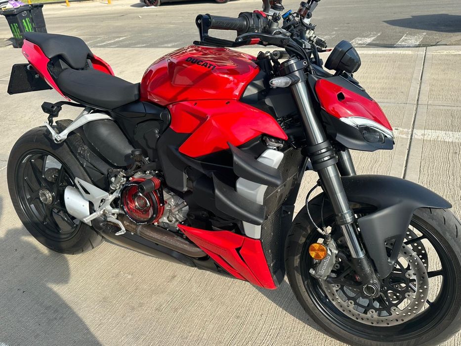 Vand Ducati Streetfighter V2