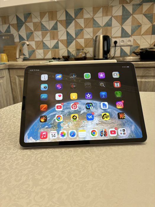 Продаю iPad Pro 11 2022