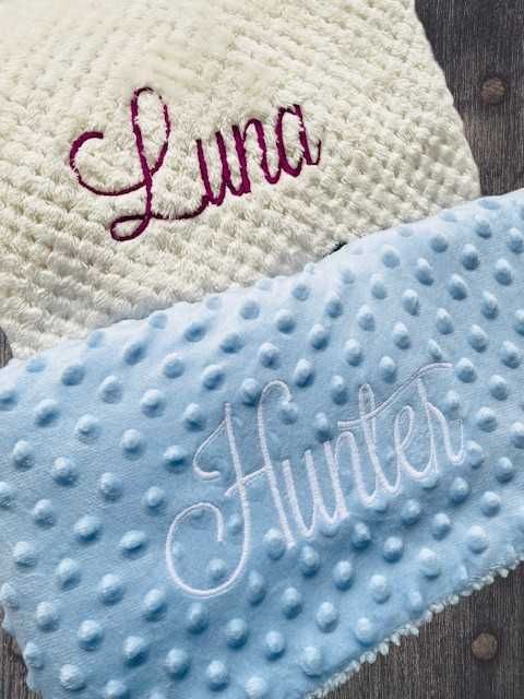 Patura brodata personalizata pentru copii cu balerina