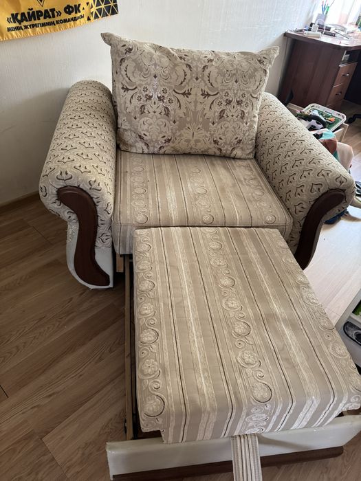 Продам кресло бу