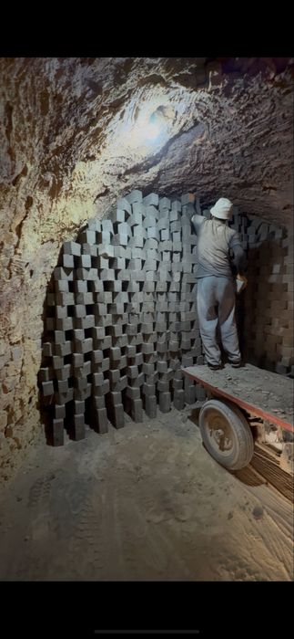 Pishgan gisht zavodan dastavka