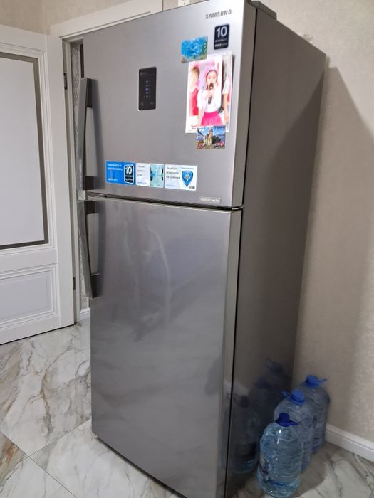 Продам холодильник Самсунг