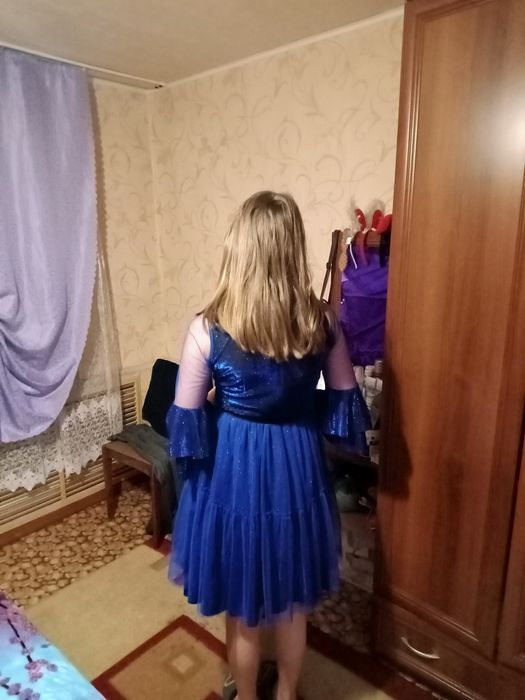 Продам вечернеее платье.