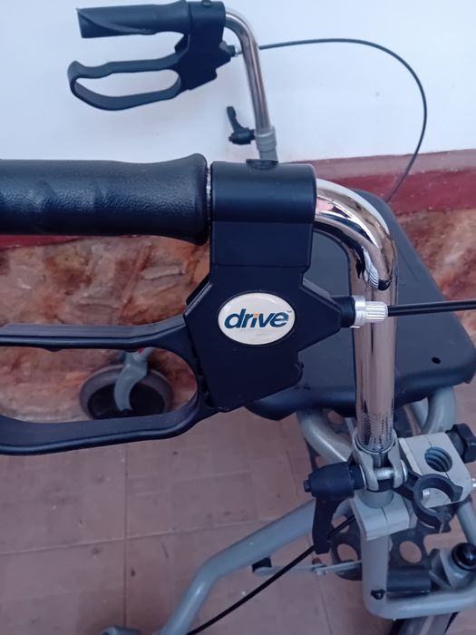 Cadru de mers pe roti.Drive