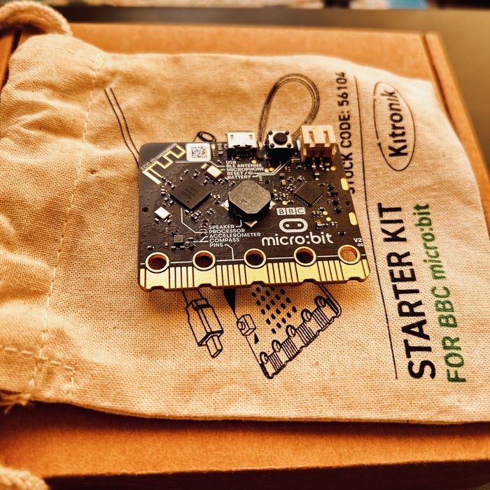 MicroBit платка