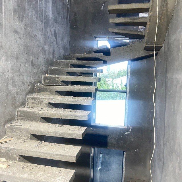 Лецниса зиначи уста