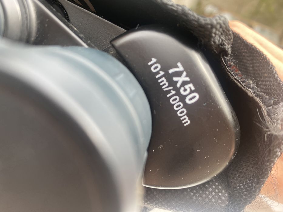 Професионален бинокъл с чанта