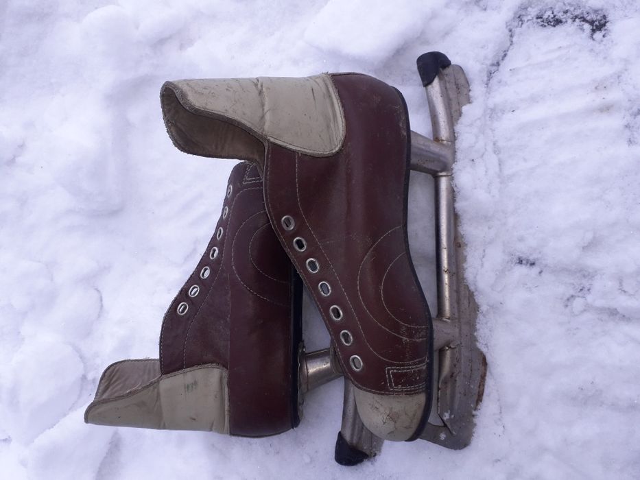 Продам коньки в отличном состоянии