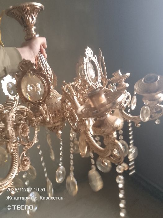 Люстра навесная б,у