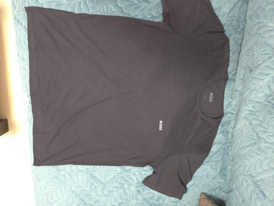 Tricou barbati Boss, XL potrivit ca L