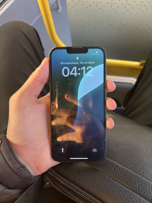 iPhone 13 128Gb без ремонт