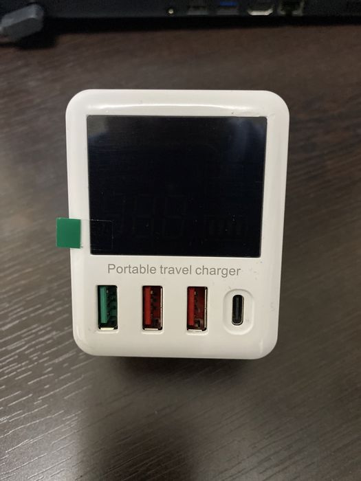 Универсальная Зарядное устройсво