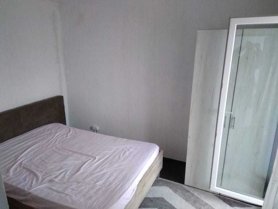 Inchiriez apartament
