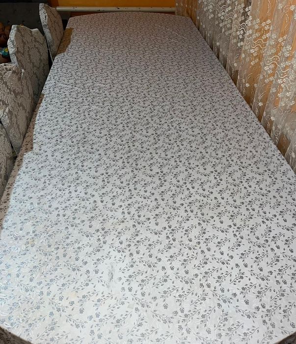 Продам стол со стульями