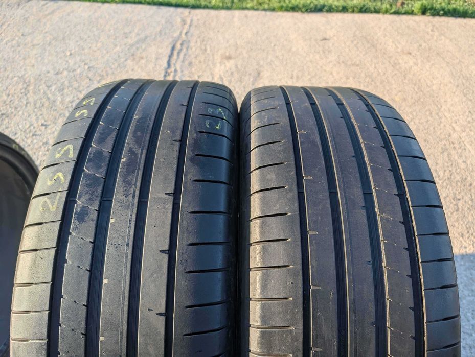 SET 2 Anvelope Vara 255/55 R19 DUNLOP Sport Maxx RT2 111W - SUV
