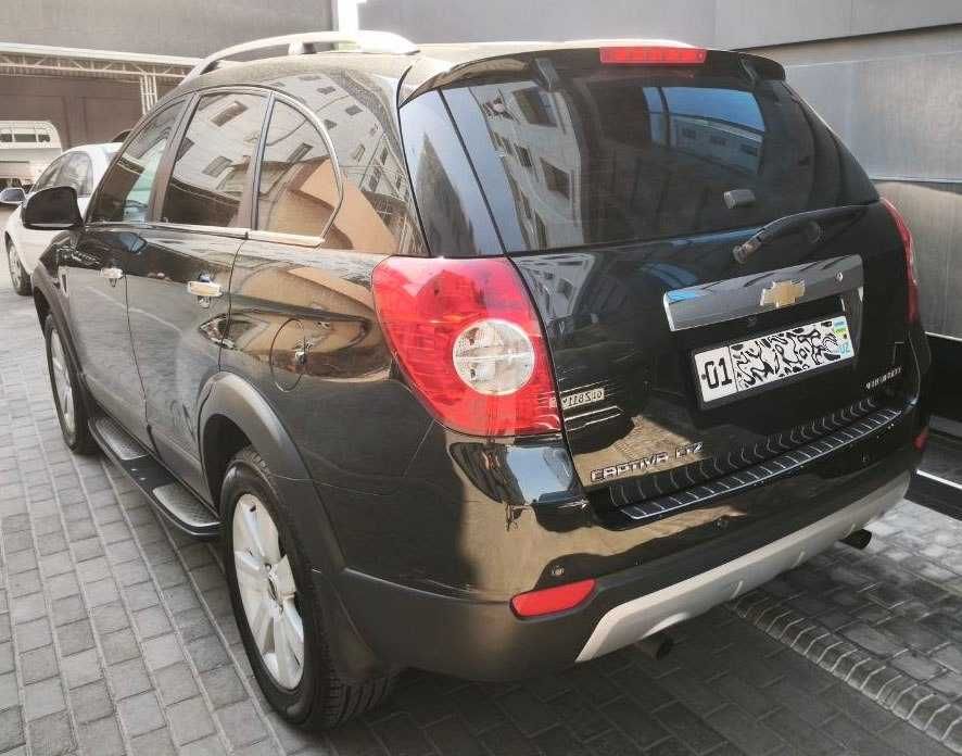 Chevrolet Captiva 3.2 AT, 2010 г.