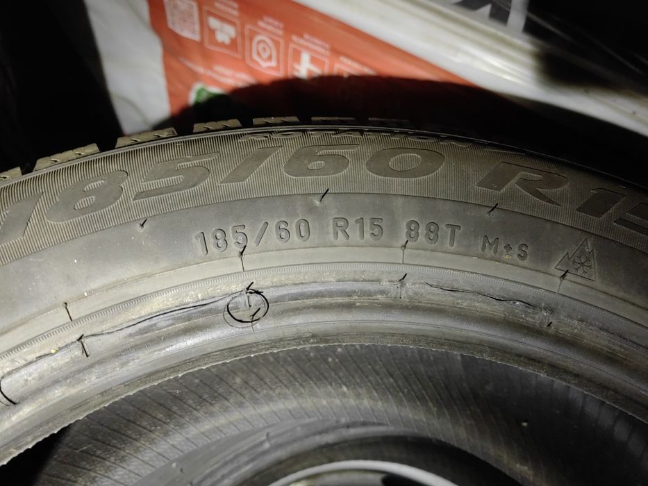 Pirelli ICE ZERO Шины зимние 185/60 R15