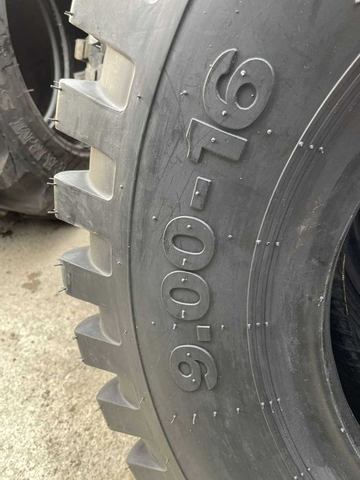 9.00-16 Anvelope noi de remorcau pentru greutate cu garantie OZKA