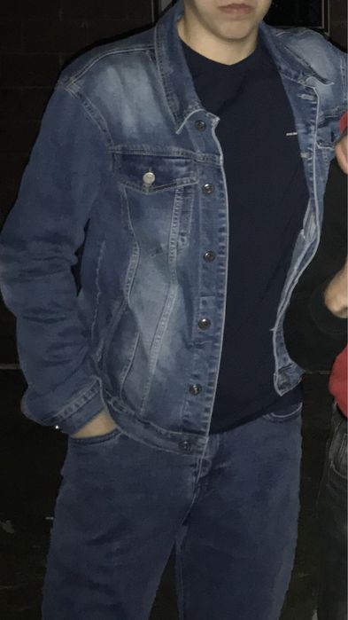 Продам мужскую джинсовку