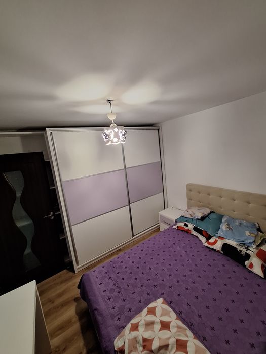 Se inchiriaza apartament cu 3 camere
