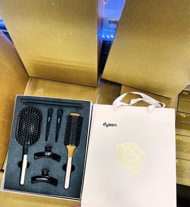 Dyson Расчоска сет 7in1 taroq set Dyson gift set