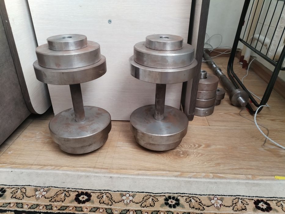 Гантели качественные разные