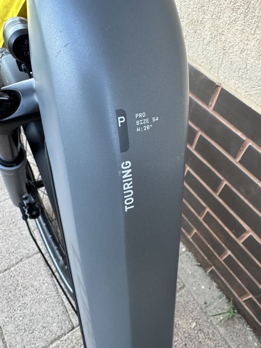 Cube Touring 800wh