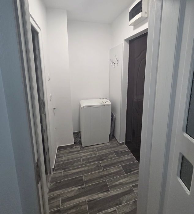 Garsonieră de închiriat! Turda, Micro 2, etaj 2, izolată.